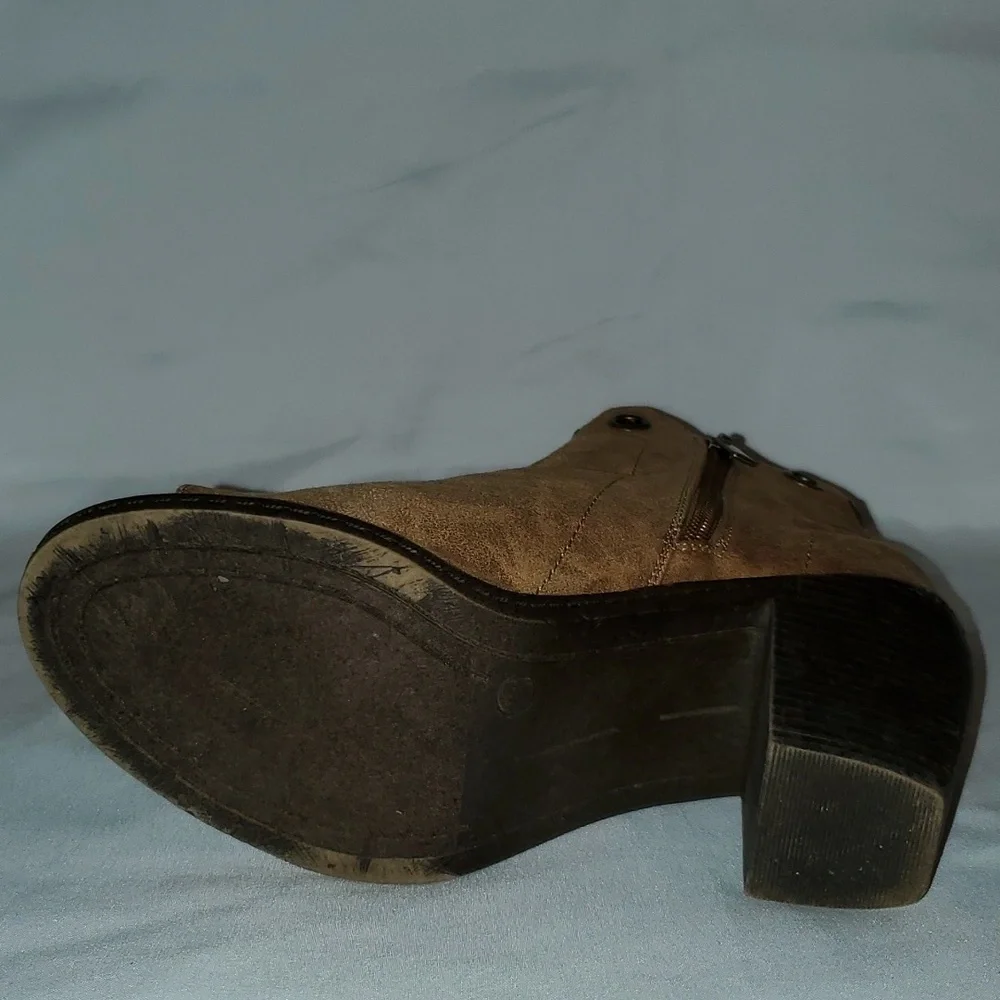 Vintage 93 Gina Peep Toe Ankle Boot - Picture 6 of 7
